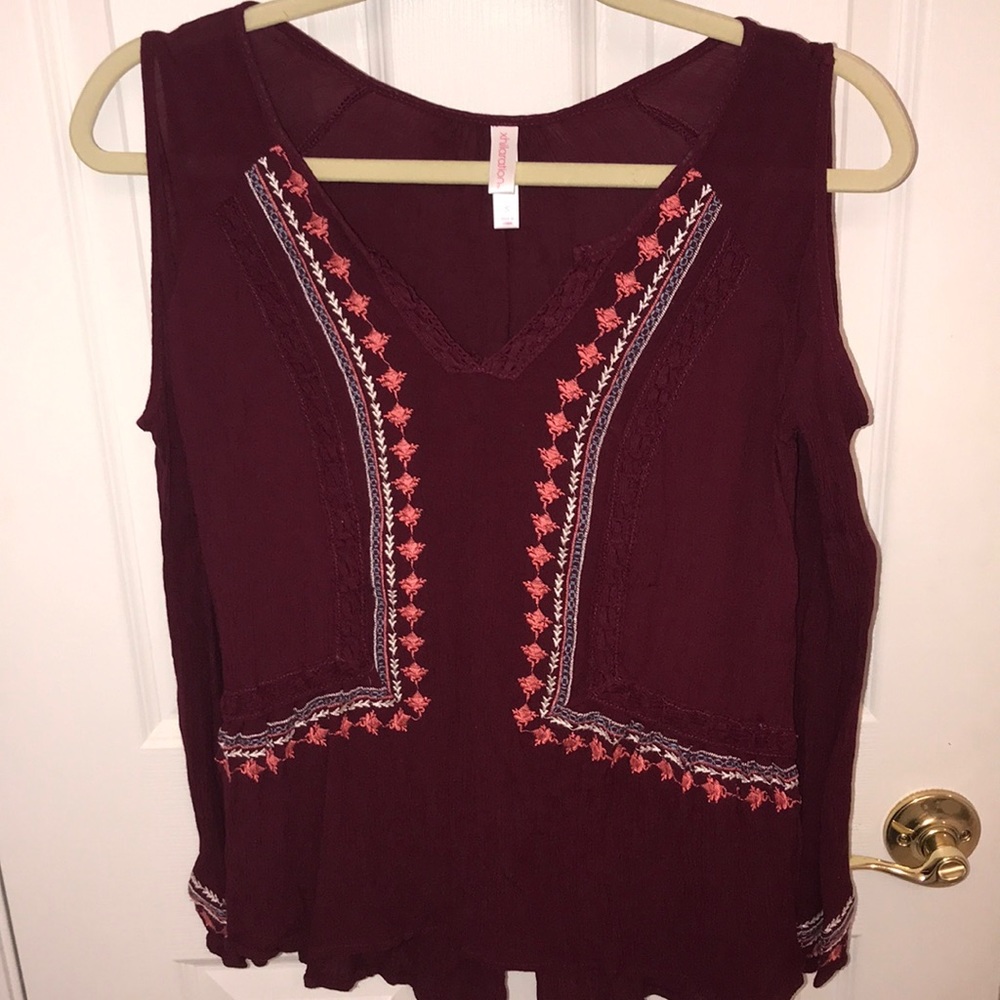 Open shoulder Top